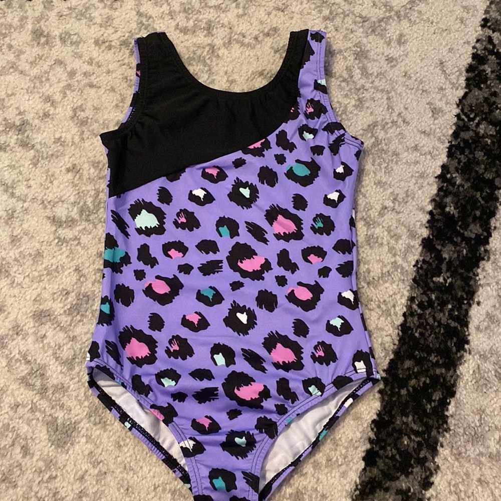 Gymnastics leotard, child size 6/7